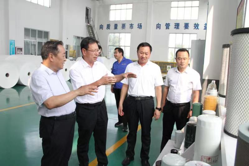 市工信局领导莅临集团龙德科技九游网页版登录入口-九游（中国）调研指导工作